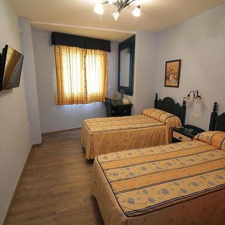 Pension Rural La Fonda ดูรคัล ภายนอก รูปภาพ